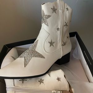 Rhine stone cowgirl boots